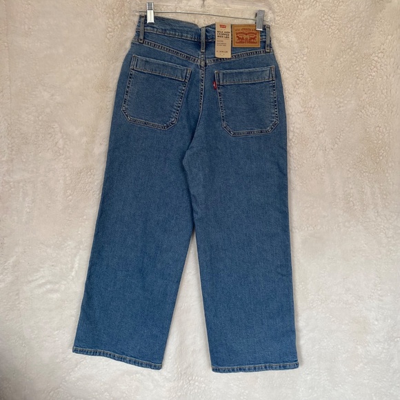 Levi's Mile High Cropped Wide Leg Jeans, blue - Women's size W26 L25 - Picture 2 of 9